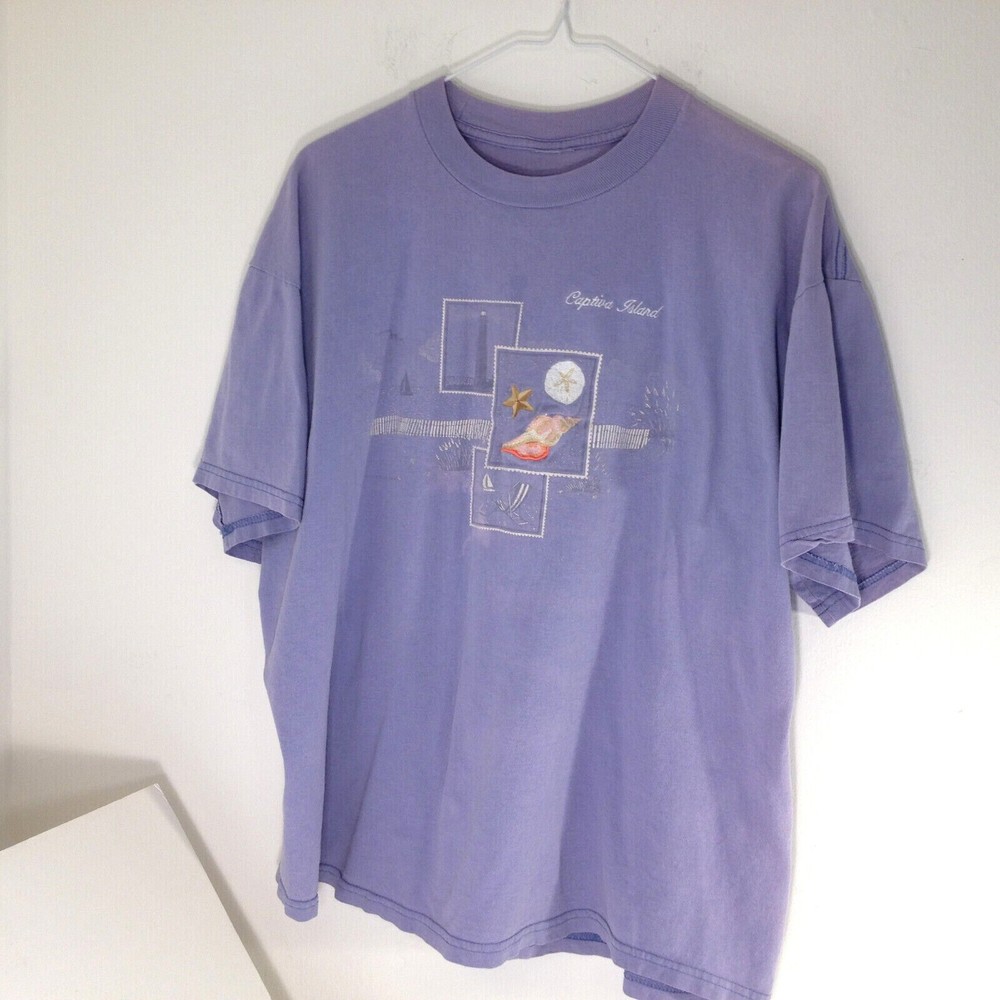 Vintage Captiva Island Lighthouse Shells Sail Boat Tee Shirt L/XL Embroidered